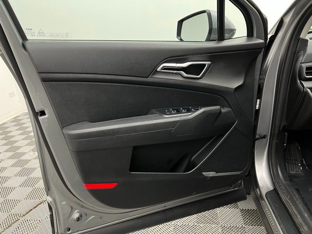2024 Kia Sportage LX photo 21