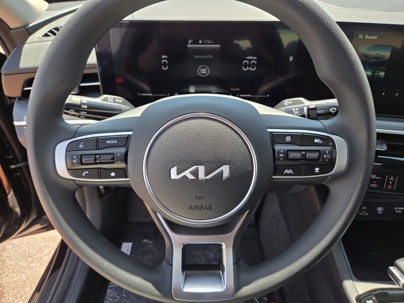 2026 Kia K5 LXS photo 10