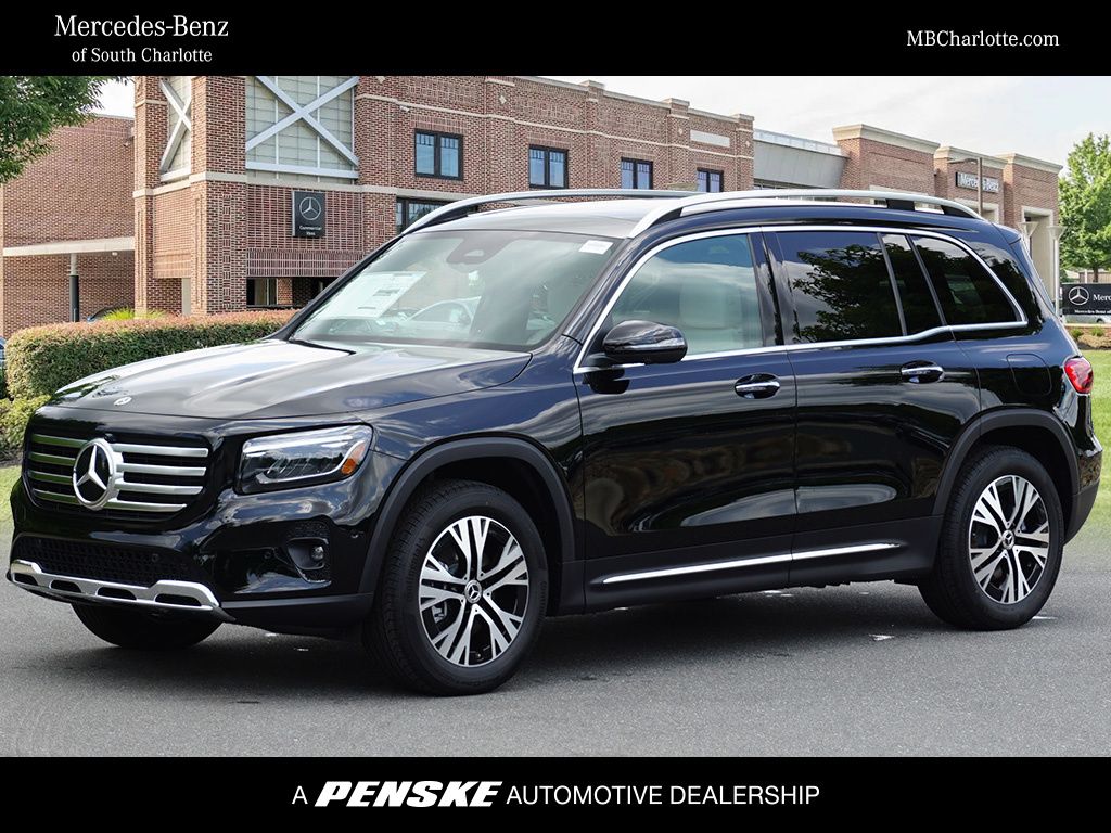 2025 Mercedes-Benz GLB Base's photo