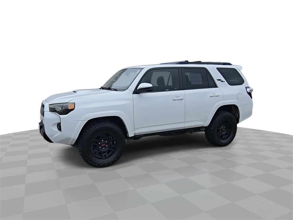 2019 Toyota 4Runner TRD Off-Road photo 3