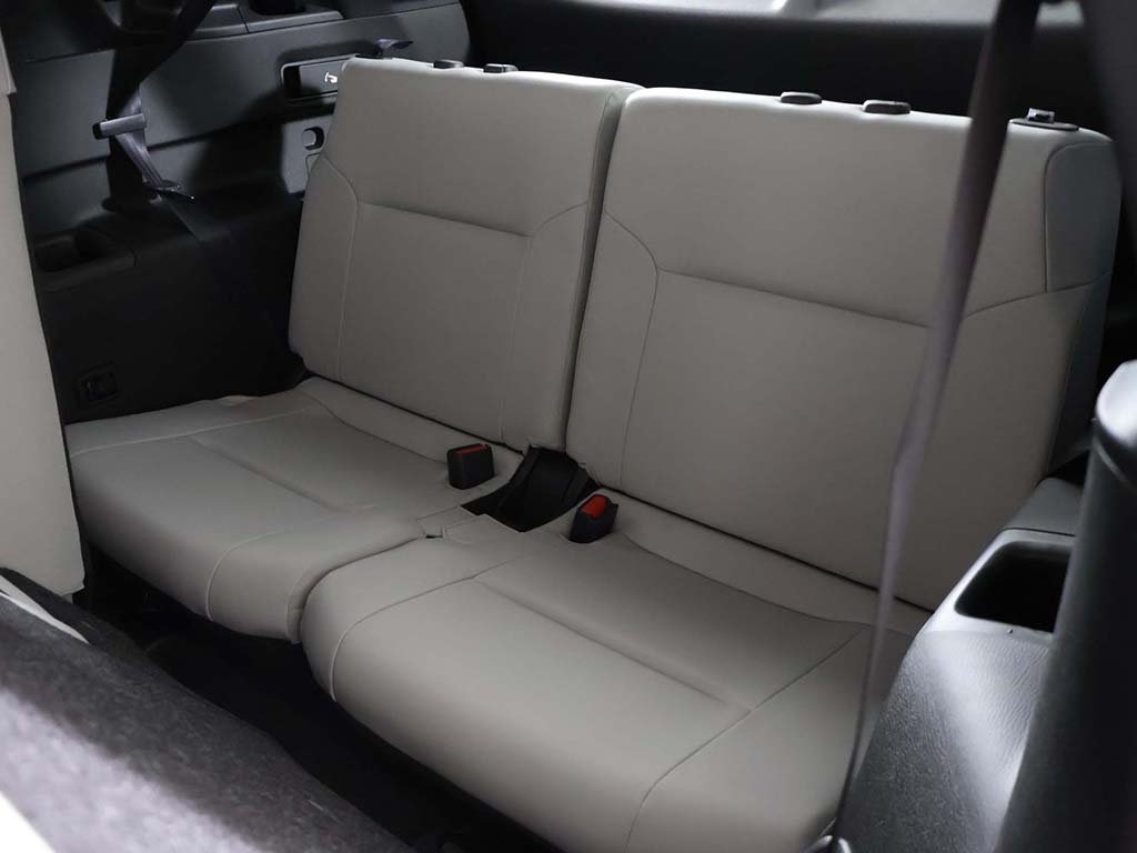 2025 Mitsubishi Outlander SE Ralliart photo 31