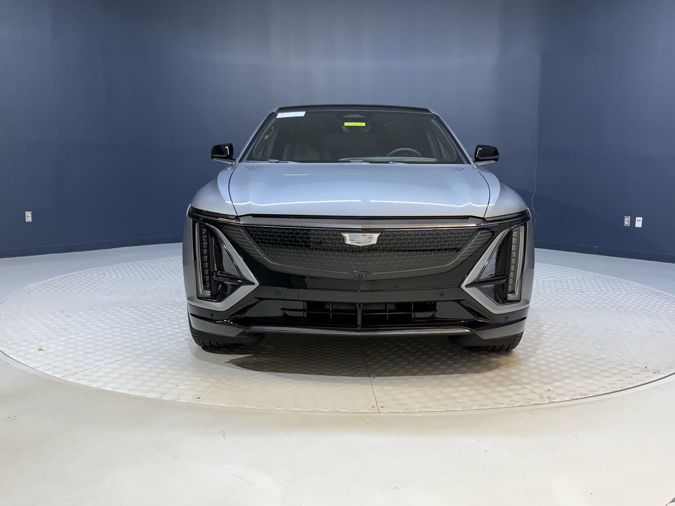 2025 Cadillac Lyriq Sport photo 4