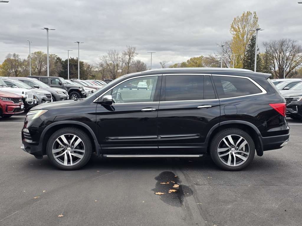 Used 2016 Honda Pilot Elite with VIN 5FNYF6H04GB058990 for sale in St. Cloud, Minnesota