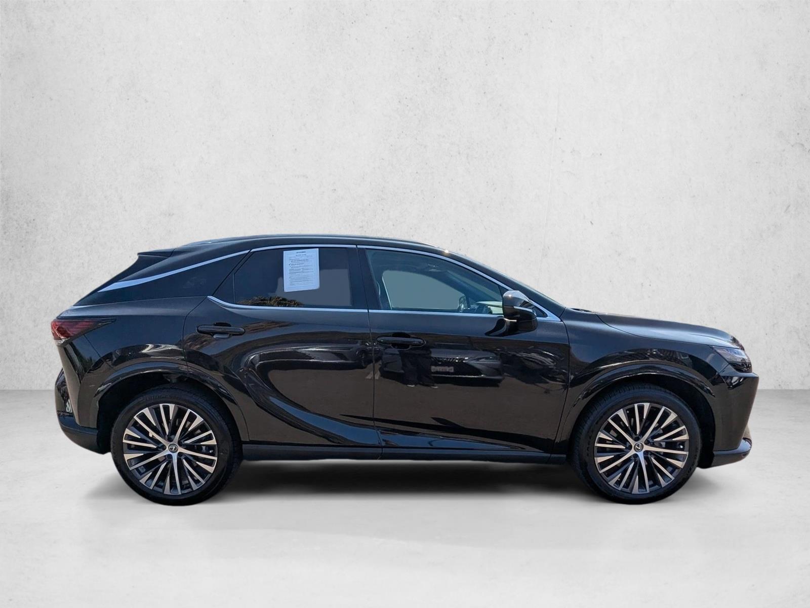 2024 Lexus RX 350 Premium photo 4