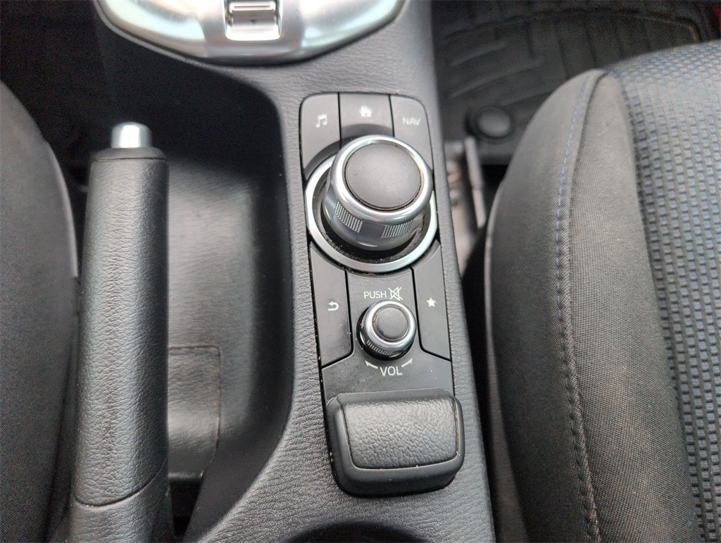 2017 Toyota Yaris iA Base photo 28