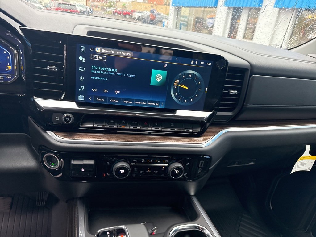 2025 Chevrolet Silverado 1500 LT photo 27