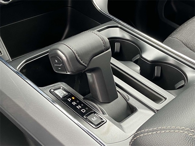 2025 Ford F-150 XLT photo 13