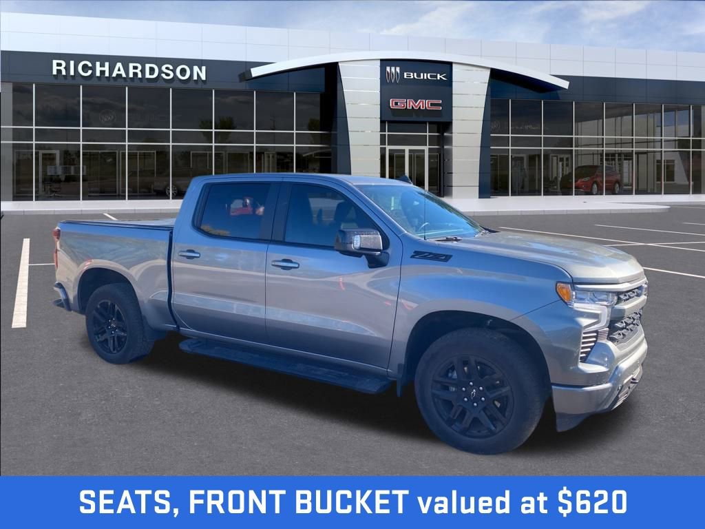 2024 Chevrolet Silverado 1500 RST photo 3