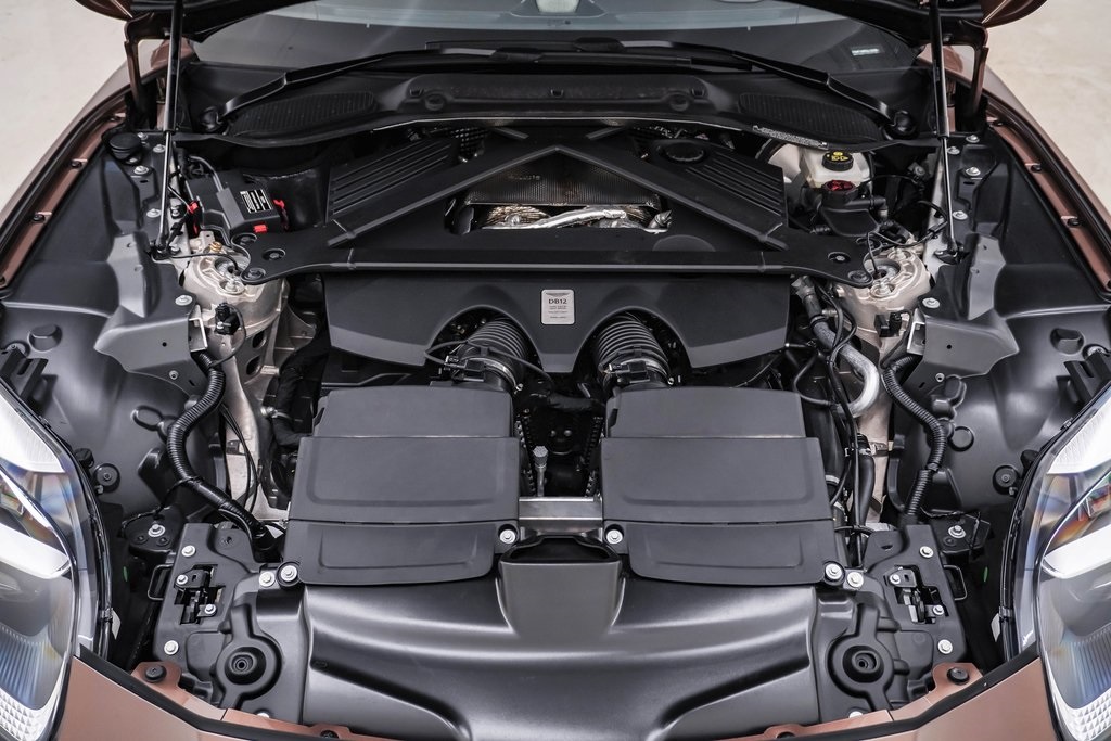 2024 Aston Martin DB12 AM5 photo 30