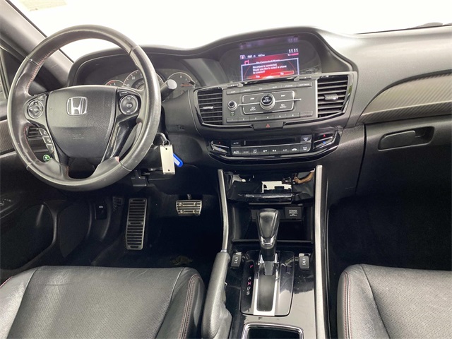 2017 Honda Accord Sport photo 12
