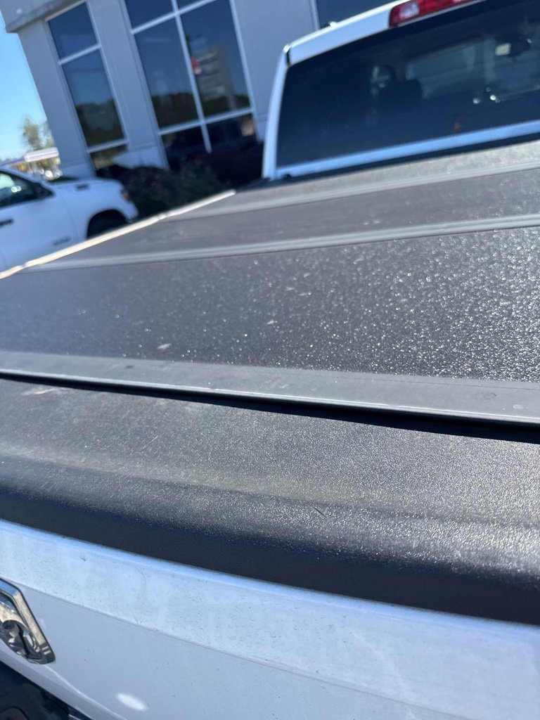 2021 Ram 1500 Classic SLT photo 3