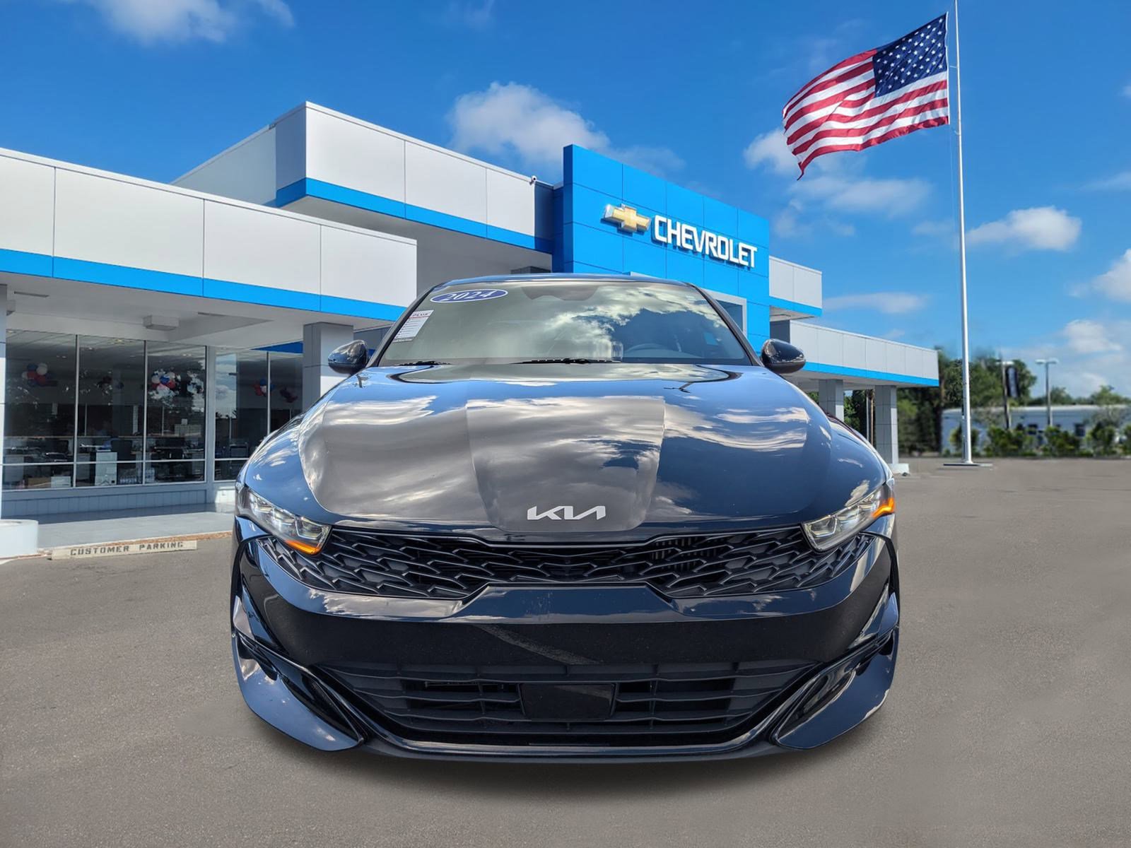 2024 Kia K5 GT-Line photo 2