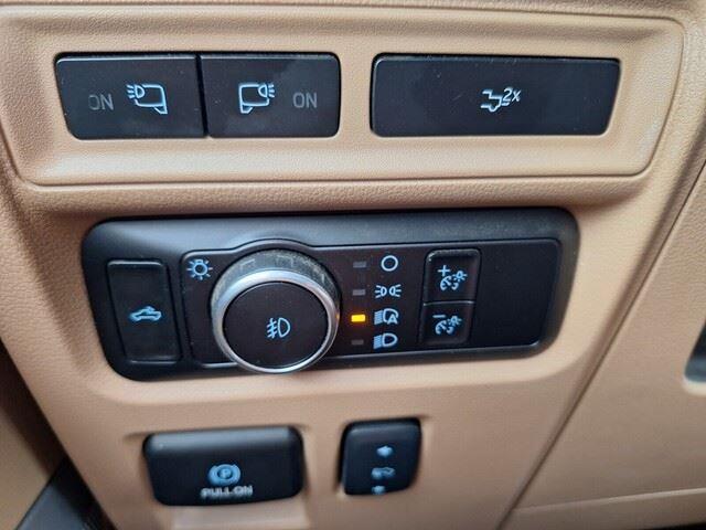 2023 Ford F-150 Lariat photo 12