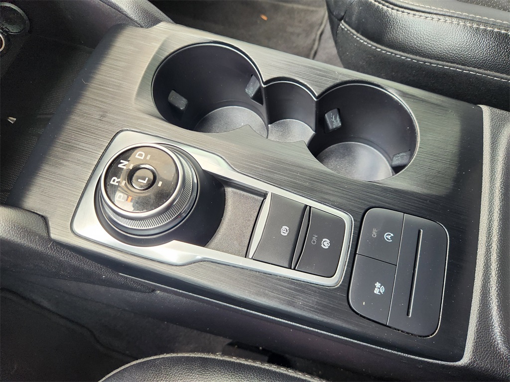 2022 Ford Escape SEL photo 19