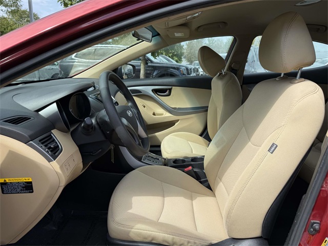 2013 Hyundai Elantra GLS photo 12