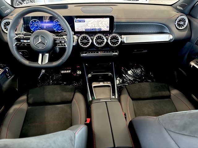 2025 Mercedes Benz EQB 350 4MATIC photo 16