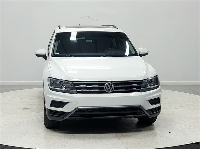 2018 Volkswagen Tiguan SE photo 2