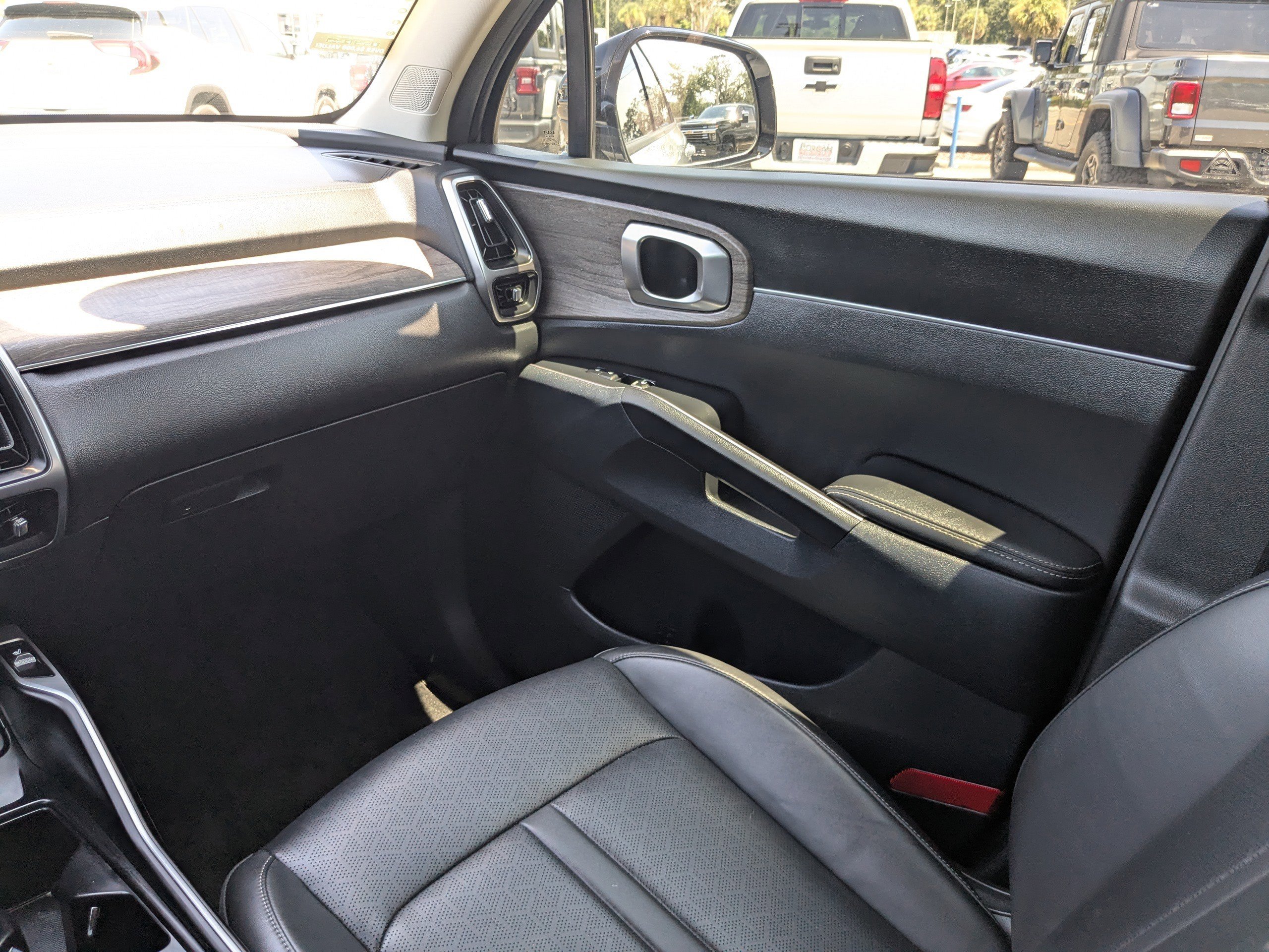 2023 Kia Sorento X-Line S photo 14