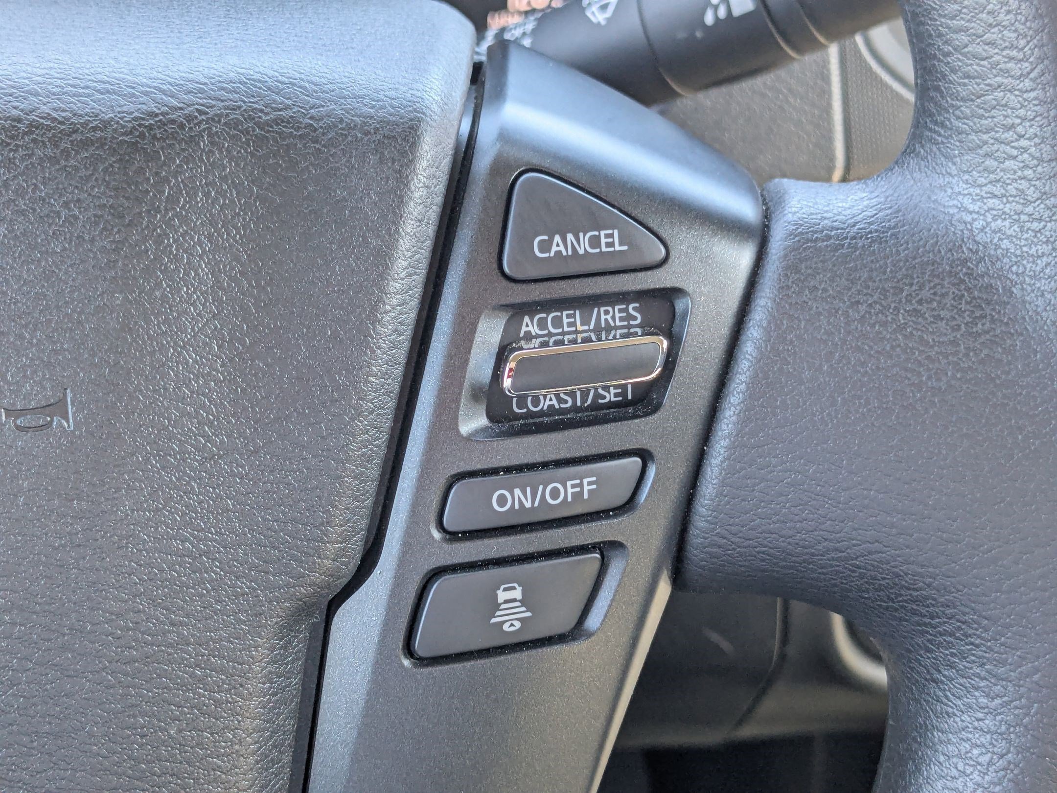 2024 Nissan Frontier S photo 16