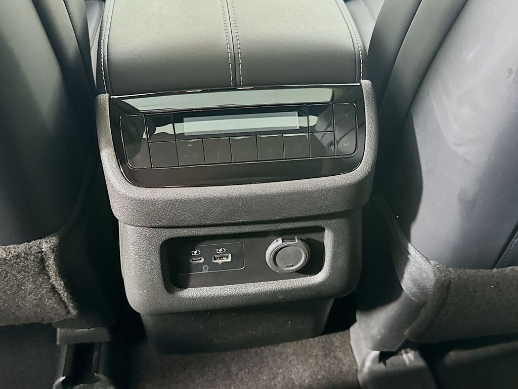 2023 Infiniti QX60 Luxe photo 28