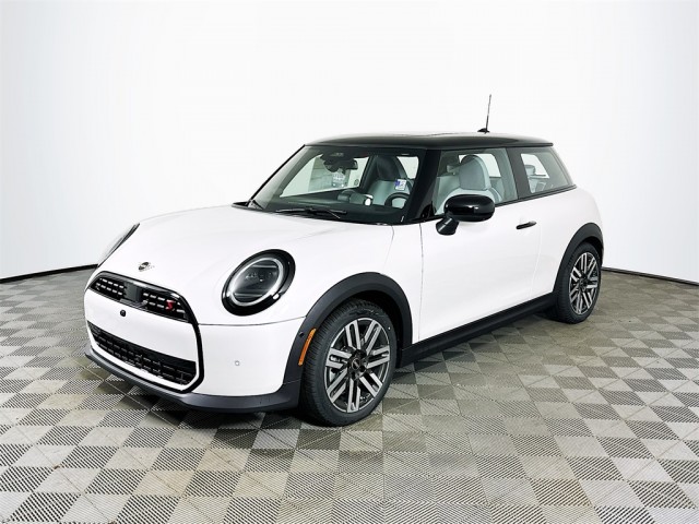 2025 MINI Hardtop 2 Door Iconic