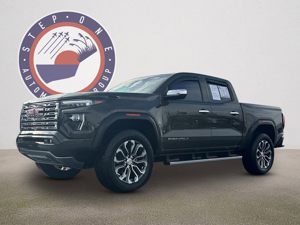 2023 GMC Canyon Denali's photo