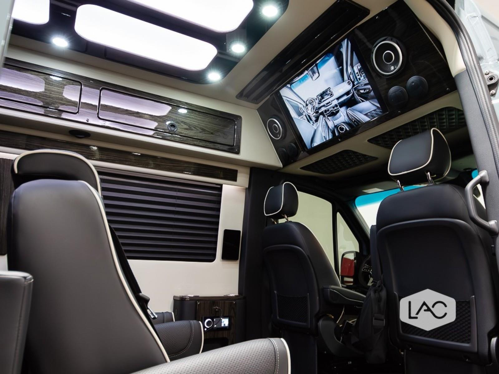 2024 Mercedes Benz Sprinter Cargo Van photo 4