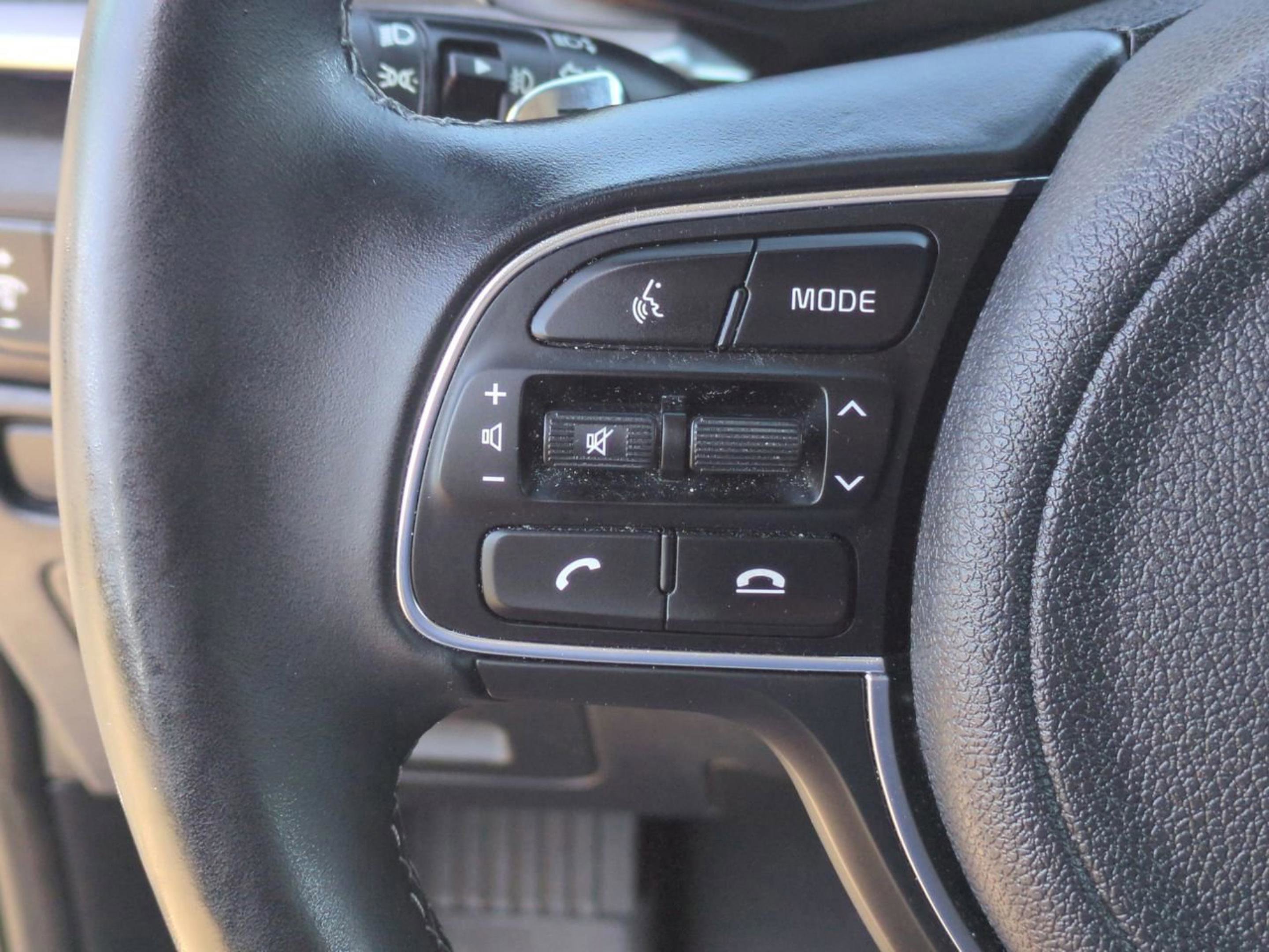 2020 Kia Niro EX Premium photo 27