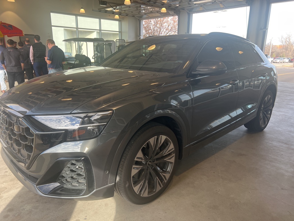 2024 Audi Q8 Premium Plus's photo