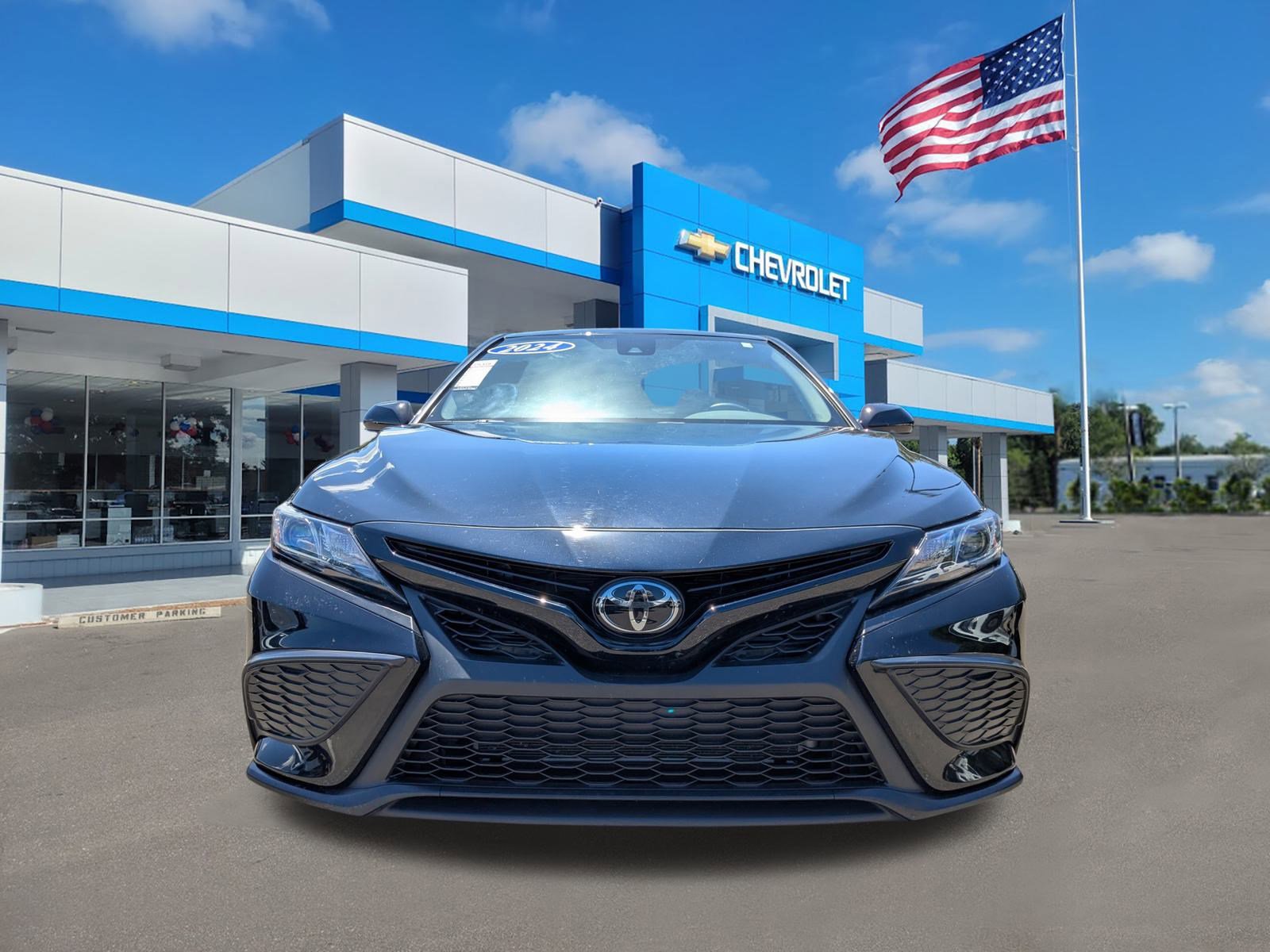 2024 Toyota Camry SE photo 2