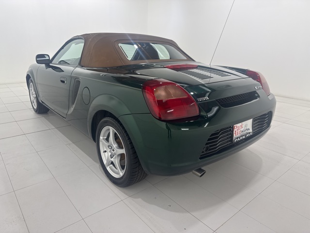 2001 Toyota MR2 Spyder photo 5