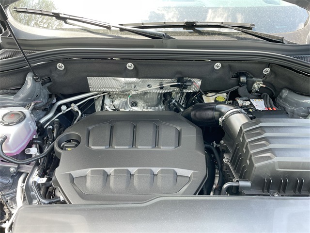 2025 Volkswagen Atlas Peak Edition SE Technology photo 42