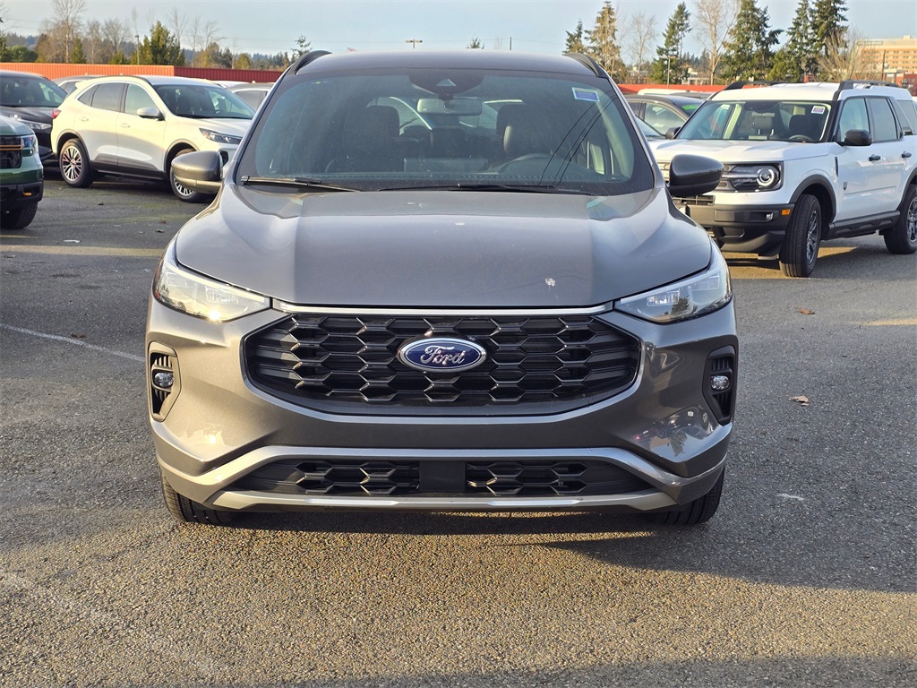 2025 Ford Escape ST-Line Elite photo 2