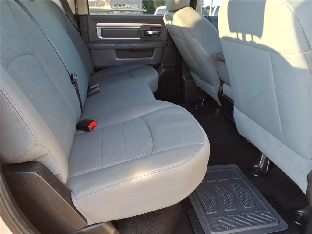 2014 Ram 2500 SLT photo 29