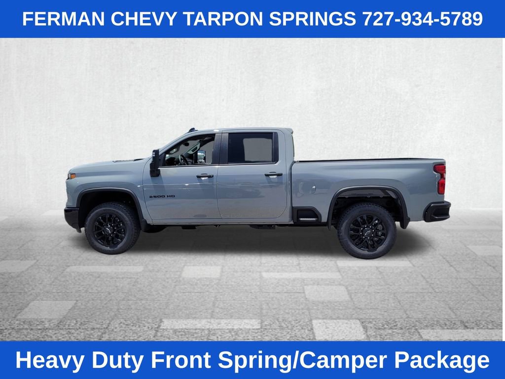 2025 Chevrolet Silverado 2500HD Custom photo 4