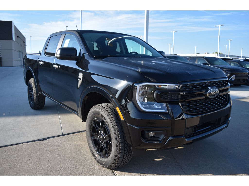 2025 Ford Ranger XLT photo 2