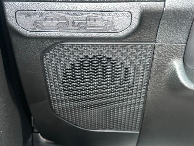 2025 Jeep Wrangler Sport S photo 16
