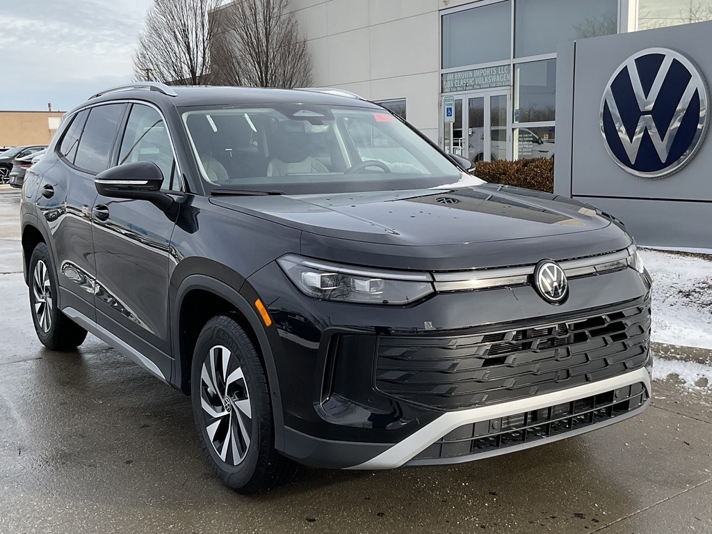 2026 Volkswagen Tiguan S's photo