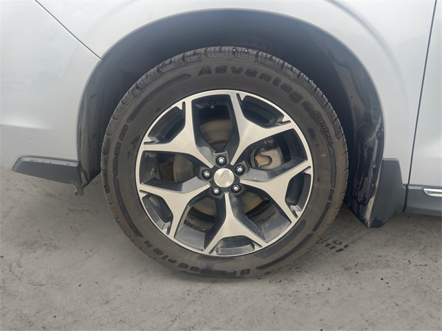 2015 Subaru Forester 2.0XT Touring photo 10