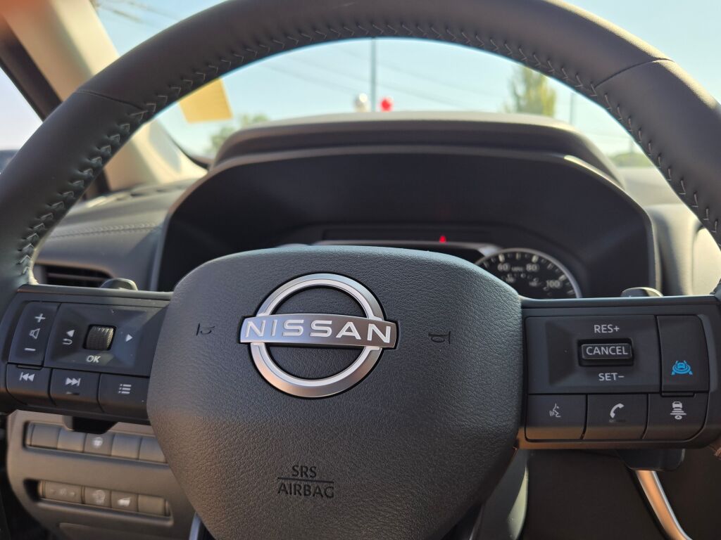 2026 Nissan Rogue SV photo 25