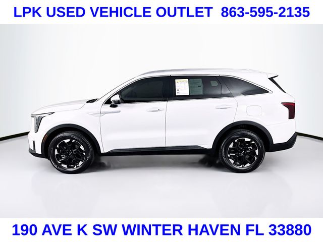 2024 Kia Sorento S photo 4
