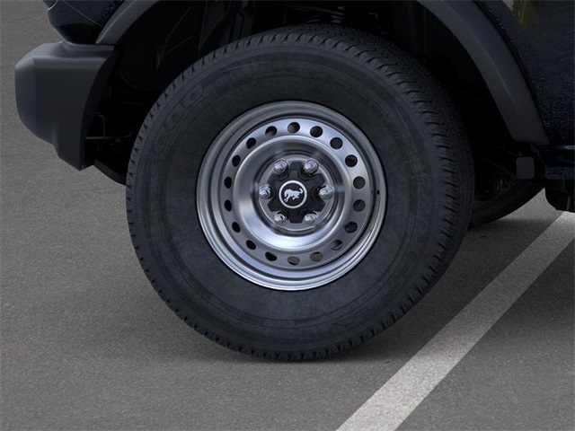 2025 Ford Bronco Base photo 19