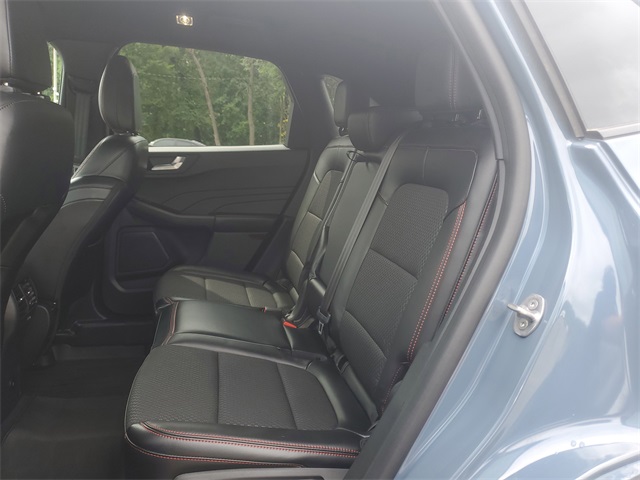 2023 Ford Escape ST-Line photo 24