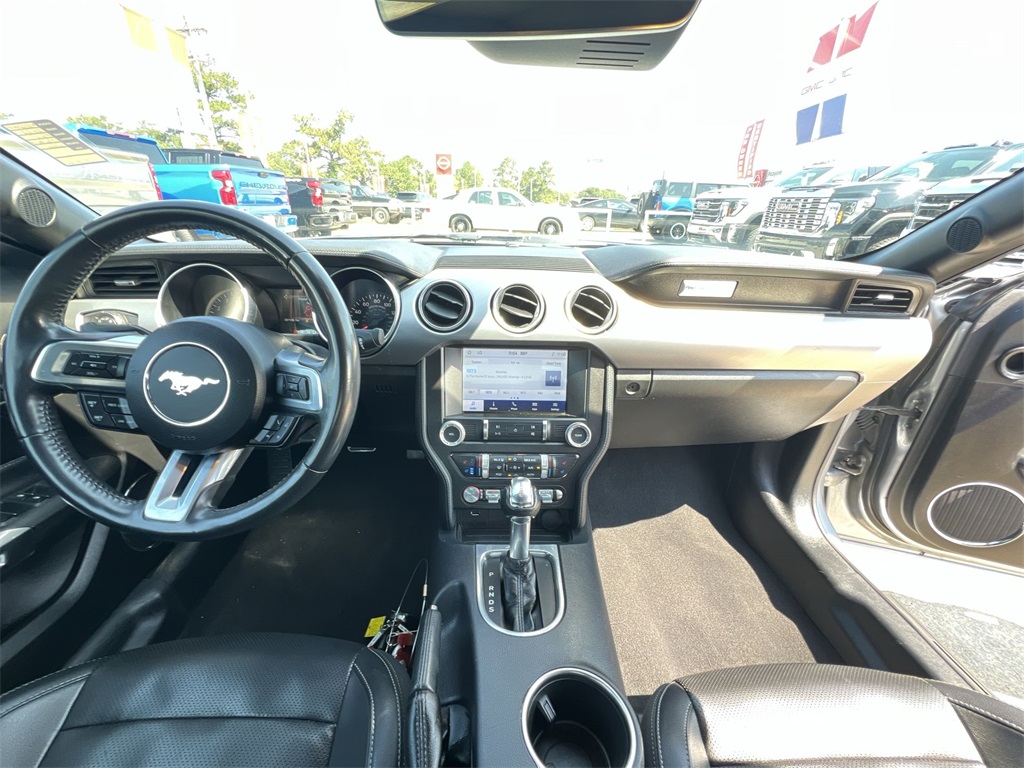 2022 Ford Mustang EcoBoost Premium Convertible photo 10