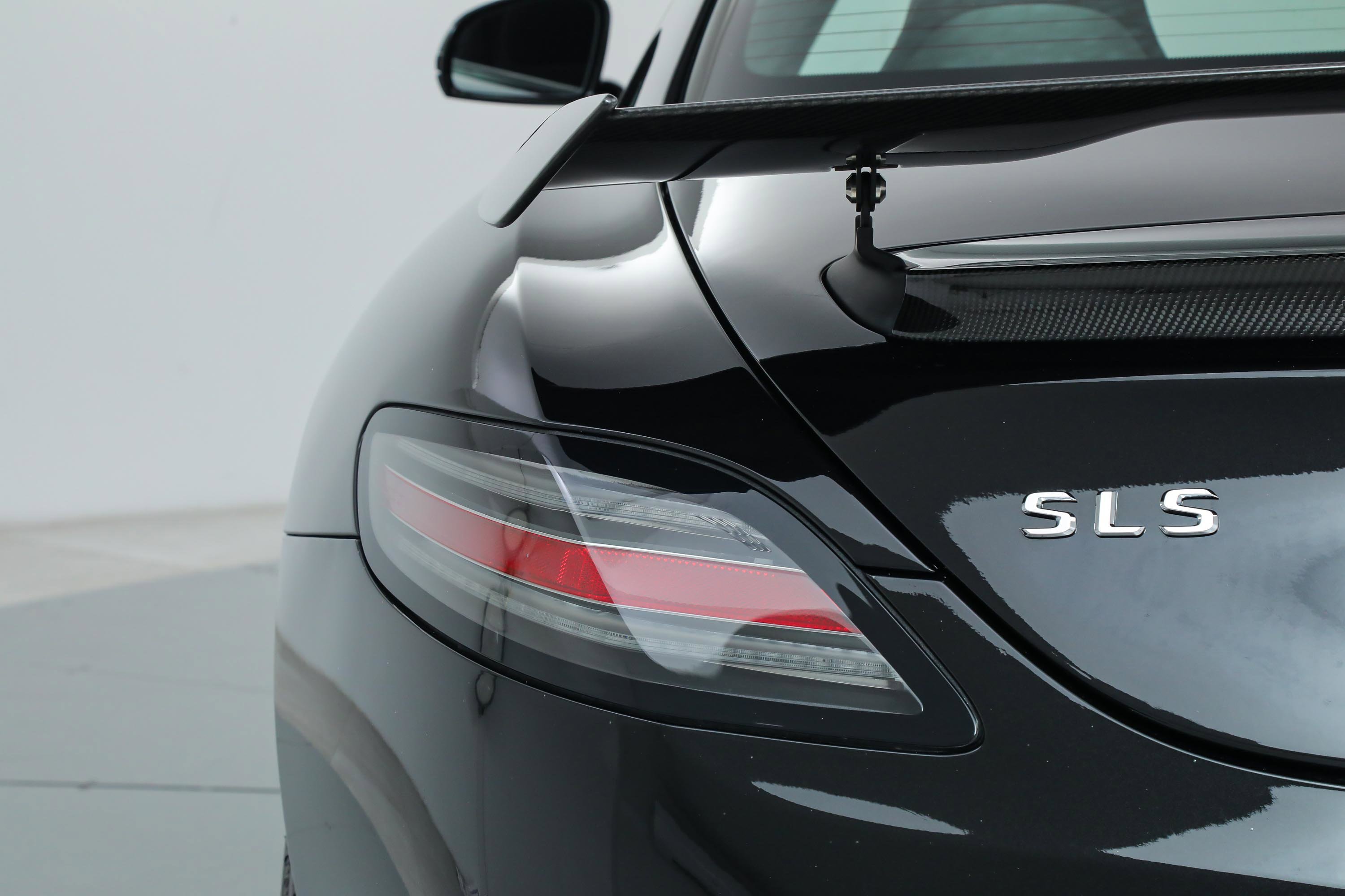 2015 Mercedes Benz SLS AMG photo 27