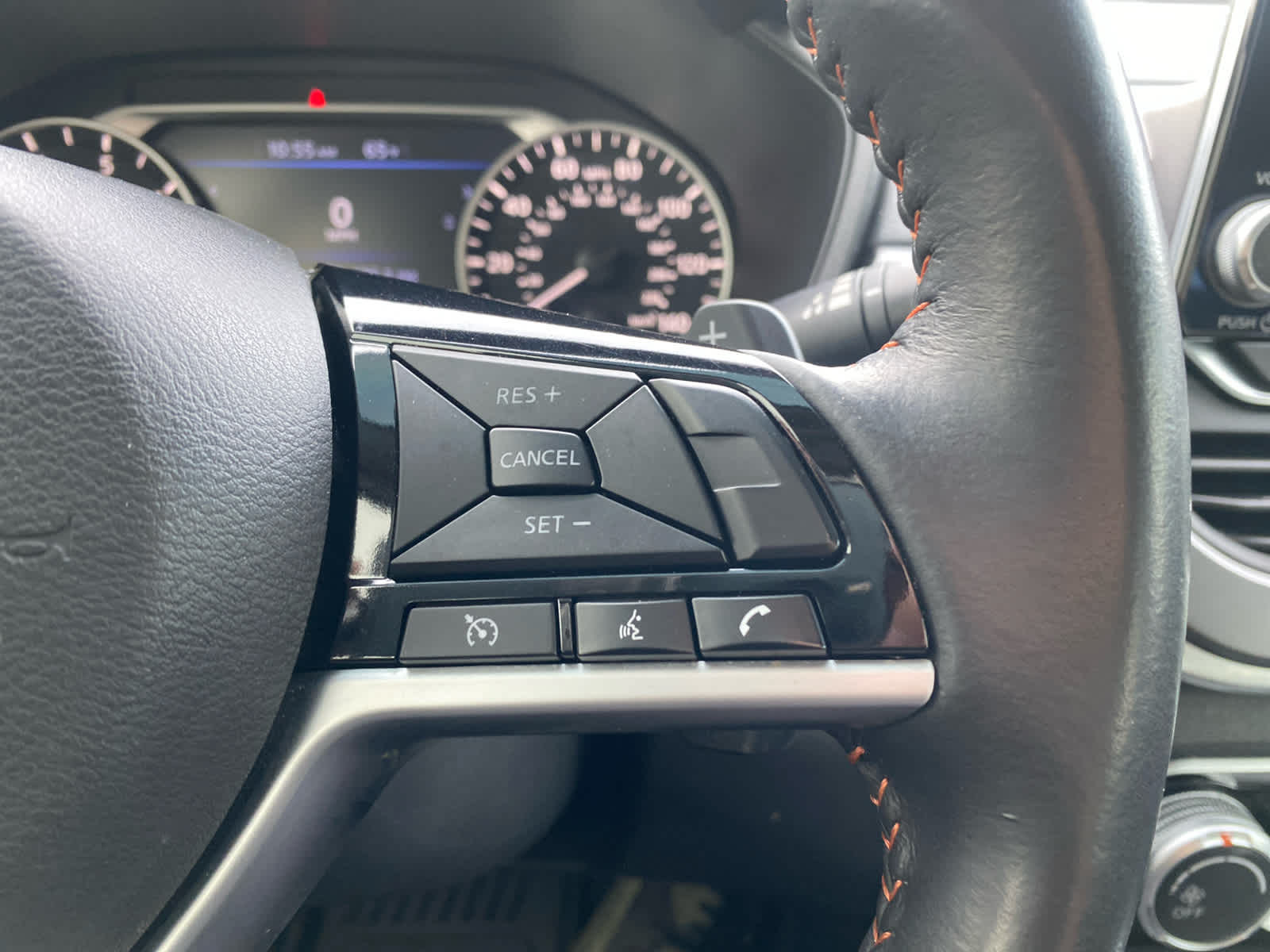 2023 Nissan Altima 2.5 SR photo 16