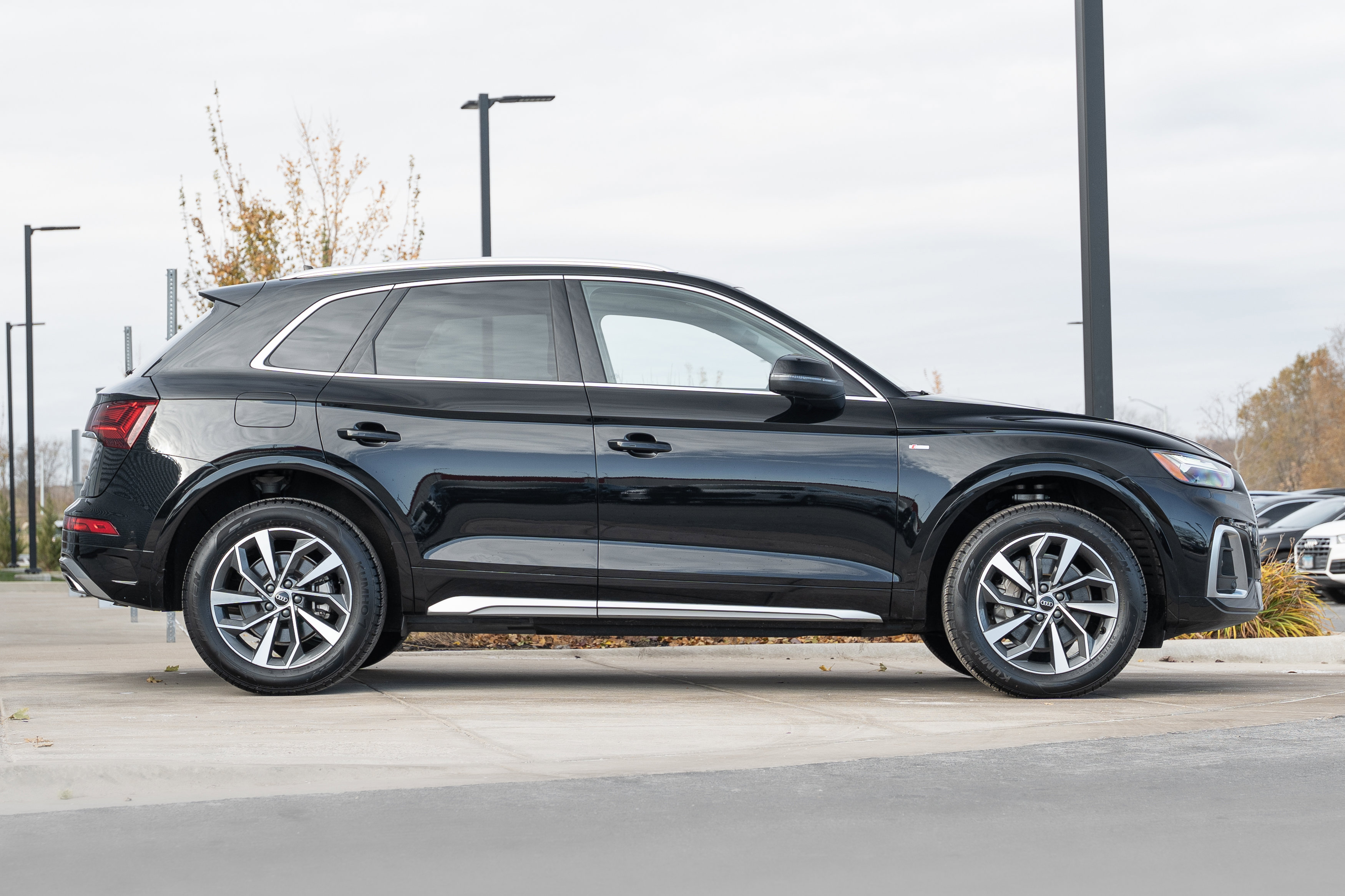 2023 Audi Q5 S line Premium Plus photo 3