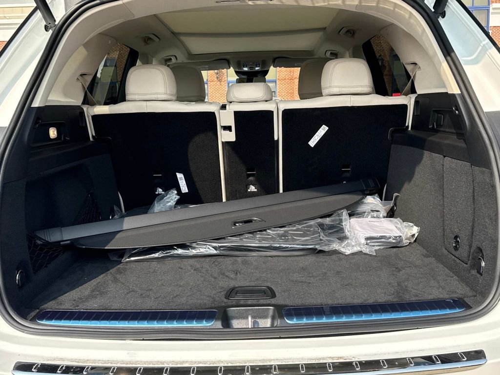 2026 Mercedes Benz GLE 450 4MATIC photo 4