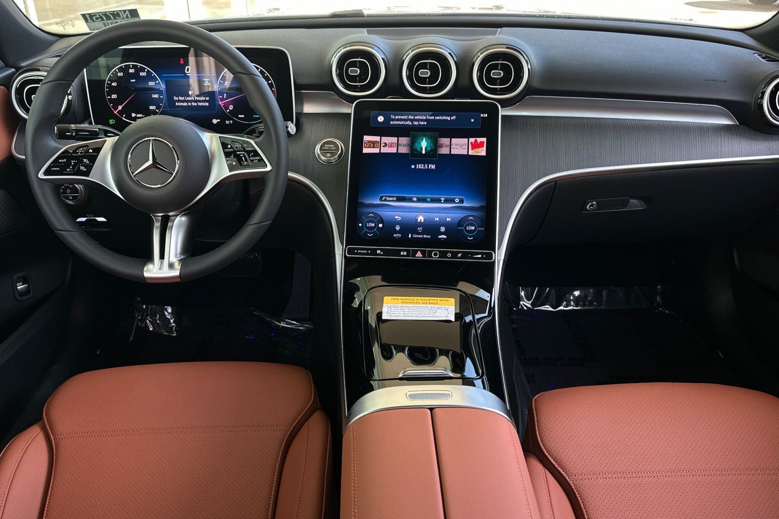 2025 Mercedes Benz C 300 photo 2
