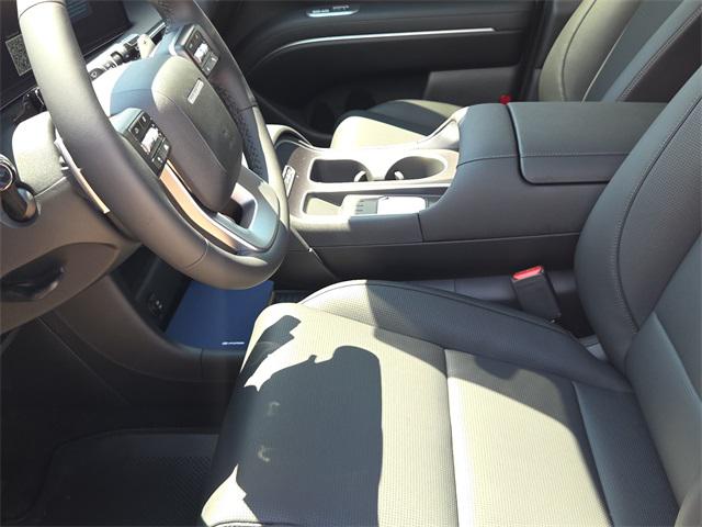 2026 Hyundai Palisade Limited photo 13